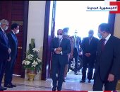 الرئيس السيسي يصل مقر افتتاح المعرض والمؤتمر الأفريقى الطبى الأول