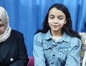 بتحلم بـ"الطب".. "ملك" حصلت على الدرجة النهائية فى الإعدادية بالمنيا.. فيديو