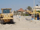 شاطئ العريش على ساحل شمال سيناء يتجمل لاستقبال رواده من المصطافين.. صور