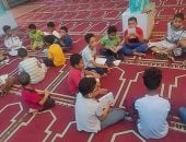 شاهد.. أطفال الكرنك يستمتعون بفعاليات البرنامج الصيفي بمسجد عمرو بن العاص