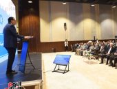 رئيس الوزراء يعقد اجتماعا مع مستثمرين بالمنطقة الاقتصادية شرق بورسعيد .. صور  