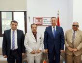 جامعة المنصورة الجديدة تستقبل لجنة قطاع الدراسات التجارية بالمجلس الأعلى للجامعات