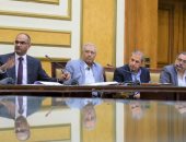 نائب وزير الإسكان يترأس اجتماع اللجنة العليا لمتابعة مشروعات التعاون الدولى