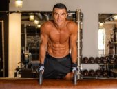 رونالدو يستعرض لياقته البدنية العالية بصورة فى الجيم.. ويعلق: شعور جيد
