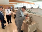 وزير القوى العاملة يتفقد معرضا للخزف والمنتجات الحرفية والتراثية