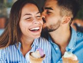 إزاى تخطط لخروجة رومانسية حسب برج حبيبك.. العب مع الحمل وخذ الأسد للسينما