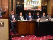 محافظ سوهاج يشهد اجتماع لجنة الشئون الصحية بمجلس النواب