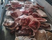 ضبط لحوم مذبوحة خارج المجازر الحكومية بثلاجة مطعم كبابجى في بورسعيد.. صور