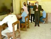 تفاصيل جولة محافظ الأقصر على لجان امتحانات الثانوية العامة.. صور