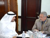 نائب رئيس جامعة الإسكندرية يستقبل الملحق الثقافى بسفارة دولة الكويت
