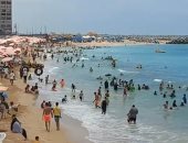 5 شواطئ فى الإسكندرية آمنة اليوم للسباحة بسبب حواجز الأمواج