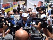 رئيس الوزراء يتفقد مشروعات مياه الشرب والصرف وتبطين الترع فى نهطاي بزفتي