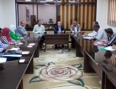 استكمال تنفيذ مبادرة "باب رزق" لتمويل المشروعات الصغيرة بقرى مركز الخارجة 