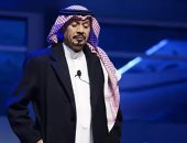 ناصر القصبي يقدم مسرحية "بخصوص بعض الناس" بموسم جدة.. صور