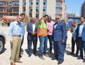 محافظ الوادي الجديد يتابع الموقف التنفيذي بمجمع المصالح الحكومية المميكن 