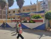 توافد طلاب الثانوية العامة لأداء امتحان اللغة العربية بالقليوبية..فيديو وصور