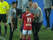 معلق مباراة الأهلي وبيراميدز بعد إصابة حسين السيد: "اتصدمت في راسي".. فيديو
