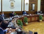 رئيس الوزراء يتابع الموقف التنفيذى لعدد من المشروعات القومية 
