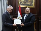 سفير فرنسا لرئيس مجلس الشيوخ: أهمية تشكيل جمعية صداقة برلمانية فرنسية مصرية