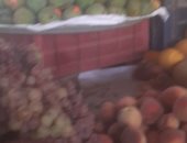 استقرار أسعار الخضراوات والفاكهة بسوق السيل فى أسوان.. فيديو وصور