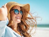 4 قواعد لحماية بشرتك من الشمس على الشاطئ.. "التوقيت مهم"