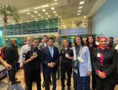 وزير الرياضة يستقبل الفوج الأول من البعثة المصرية بمطار القاهرة بعد انتهاء منافساتهم فى دورة ألعاب البحر المتوسط