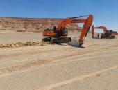 تنفيذ القناة المفتوحة من المسار الناقل لمياه الصرف الزراعى من بركة سيوة