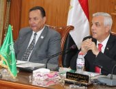 رئيس جامعة المنوفية يرأس لجنة ترشيح المتقدمين لمنصب عميد كلية التربية الرياضية