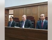 جنايات المنصورة تقضى بإعدام 4 متهمين بينهم سيدة استدرجوا شابين وقتلوهما 