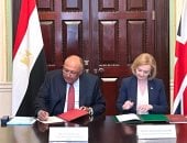 شكرى ونظيرته الإنجليزية يوقعان أول قرار لمجلس المشاركة بين مصر والمملكة المتحدة