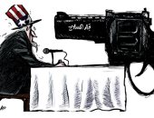 كاريكاتير اليوم.. تجار السلاح بأمريكا فى مواجهة القوانين الأمريكية