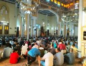 المئات يؤدون صلاة عيد الأضحى فى مسجد الجامع الكبير بالخارجة بالوادى الجديد