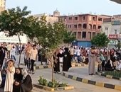  أهالى بنى سويف يحتفلون بعيد الأضحى المبارك فى محيط ميدان الشهداء.. لايف