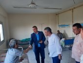 رئيس مدينة أشمون يجرى جولة مفاجئة للمستشفى العام بأول أيام عيد الأضحى.. صور