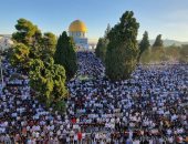 عشرات الآلاف من المسلمين يؤدون صلاة عيد الأضحى فى المسجد الأقصى.. صور