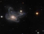 اندماج مجرة ​​ملحمى مصور بواسطة تلسكوب هابل الفضائى