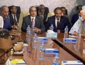 الداخلية الموريتانية تجتمع مع ممثلى 22 حزبا سياسيا للتحضیر المبکر للانتخابات