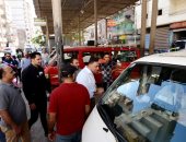 محافظ الدقهلية يتفقد المواقف العامة للتأكد من التزام السائقين بالتعريفة الجديدة