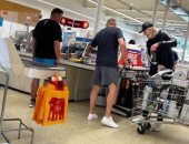 محتويات عربة تسوق هالاند تثير قلق جماهير مانشستر سيتى.. صور