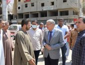 محافظ المنيا يتابع انتظام العمل بمواقف السيارات والالتزام بالتعريفة الجديدة.. صور