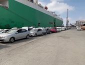 ميناء غرب بورسعيد يستقبل سفينة الرورو العملاقة بحمولة 1766 سيارة.. فيديو