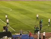طاقم التحكيم الإسبانى يعاين ملعب الدفاع الجوى قبل مباراة الأهلي وبيراميدز