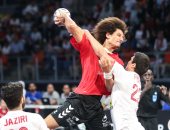 منتخب اليد يتقدم على تونس 16/17 فى الشوط الأول بنصف نهائى أمم أفريقيا 