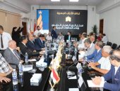 نائب وزير المالية السابق بمنتدى تحالف الأحزاب: السياسة والاقتصاد وجهان لعملة واحدة