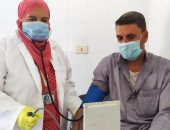 حياة كريمة فى بنى سويف.. الكشف وتوفير العلاج لـ 1200 مواطن فى 7 تخصصات 