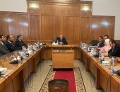 وزير الرى يستقبل وفدا من تنسيقية شباب الأحزاب ضمن الحوار المجتمعى للجنة المناخ