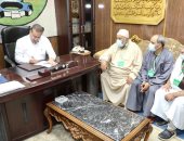 محافظ المنوفية يستجيب لشكوى تجار سوق الجملة بشبين الكوم ويكلف بإزالة الإشغالات فورا