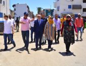 محافظ بورسعيد يوجه بدهان العمارات السكنية وزيادة المسحطات الخضراء بالمنطقة السابعة