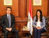 رانيا المشاط تناقش محاور العمل المشترك بمجال المناخ مع نائب رئيس الوكالة اليابانية للتعاون