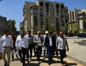 وزير الإسكان يتفقد سير العمل بمشروع تطوير "سور مجرى العيون" بمحافظة القاهرة